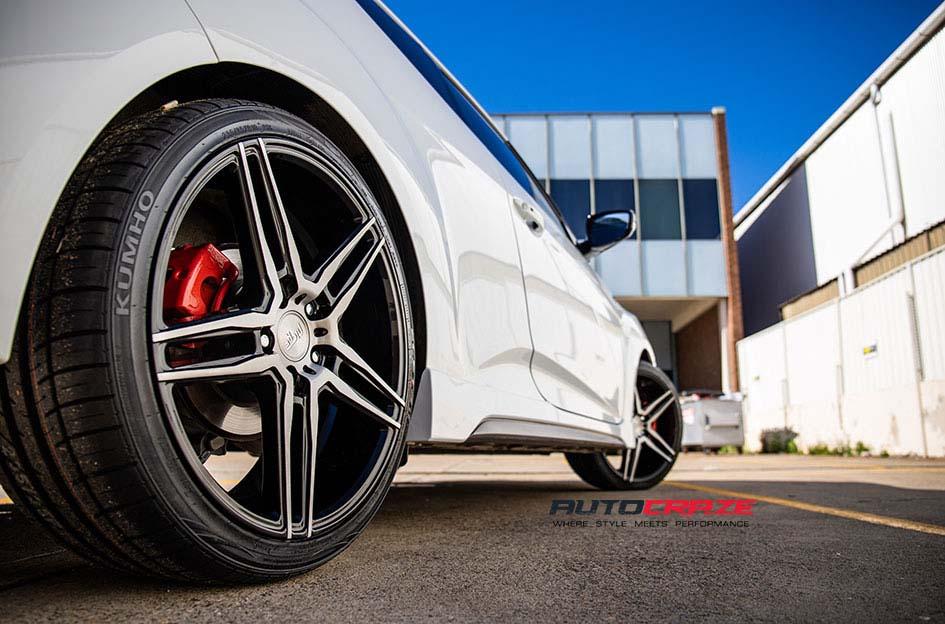 HYUNDAI VELOSTER TURIN BLACK MACHINED FACE